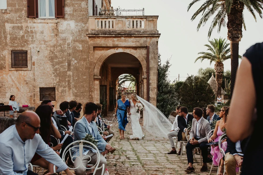 0000000037_Rob2Band2BLucy-301_Weddings_Destination_Italy_got_Just_Engaged.webp