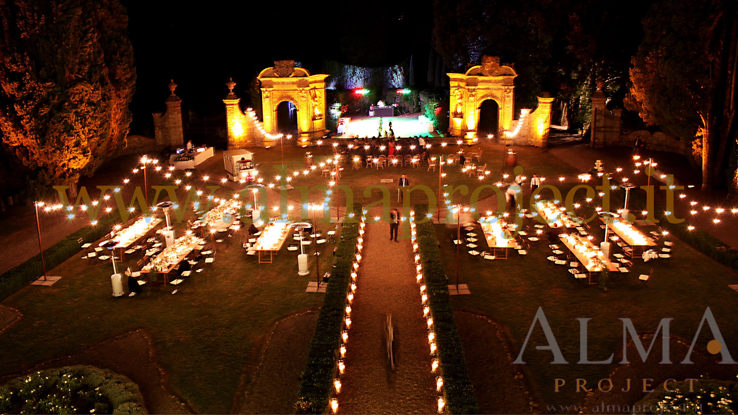 2BALMAPROJECT40VilladiGeggiano-bulbslighting-garden-376.jpg