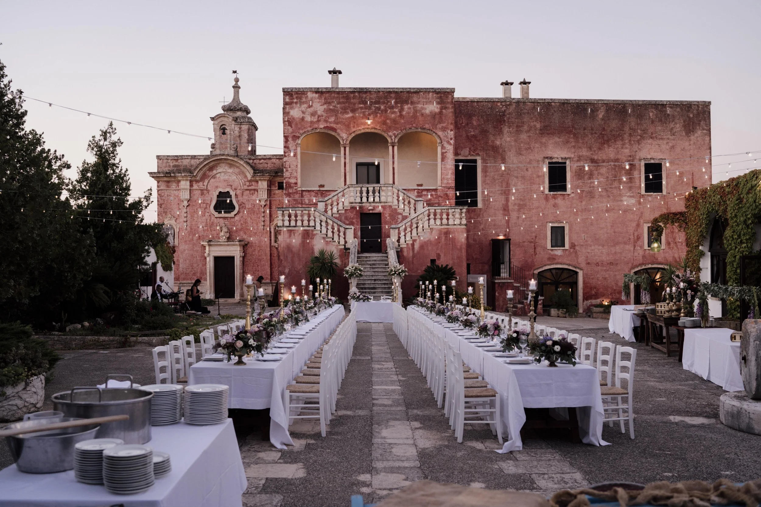 66a26dce90bc7b003a0bfd76_Wedding3.jpg.webp
