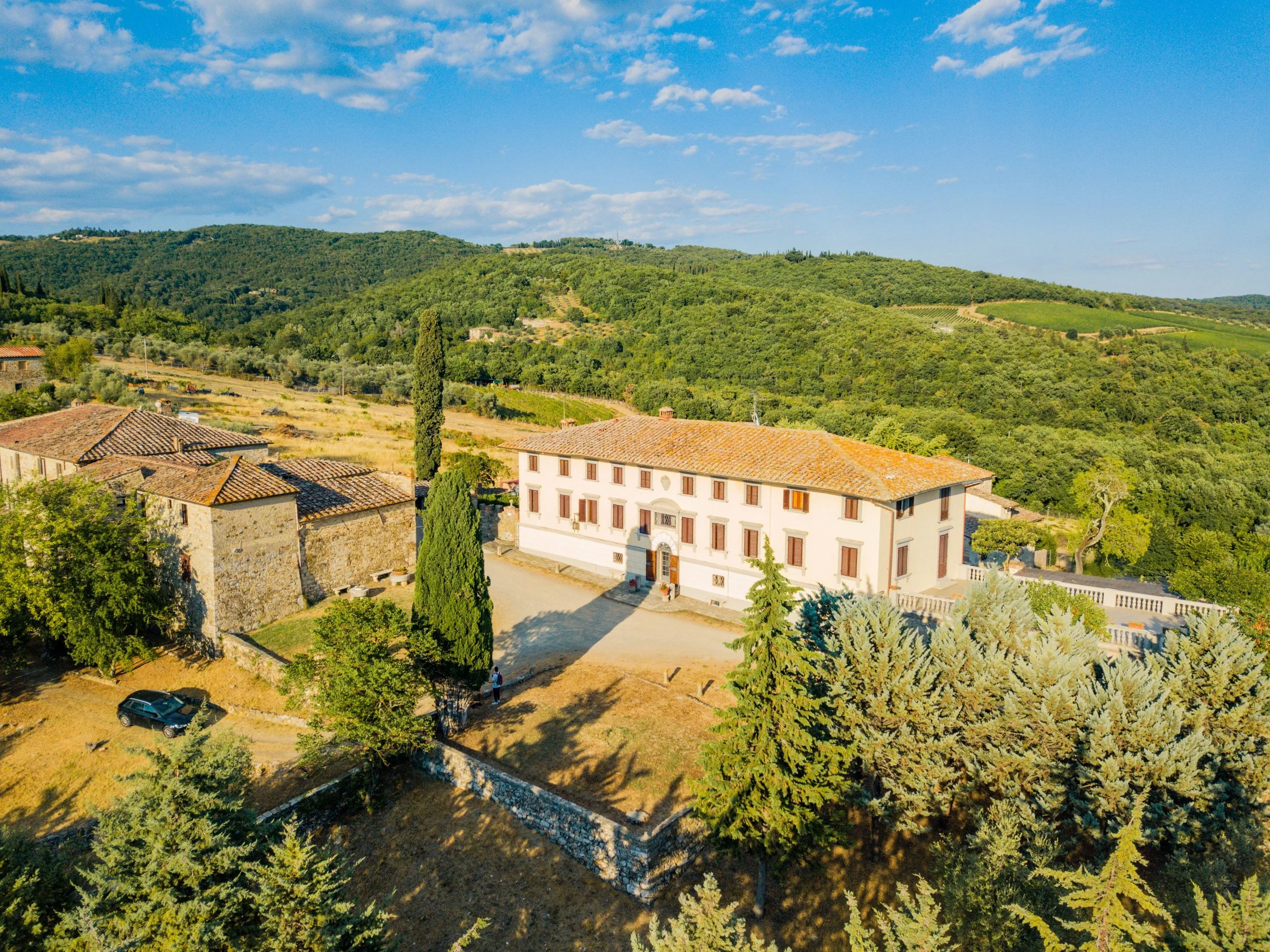 681b2f9e3d350a003a2a9d3c_CasafrassiAgosto-drone-328129.jpg.webp
