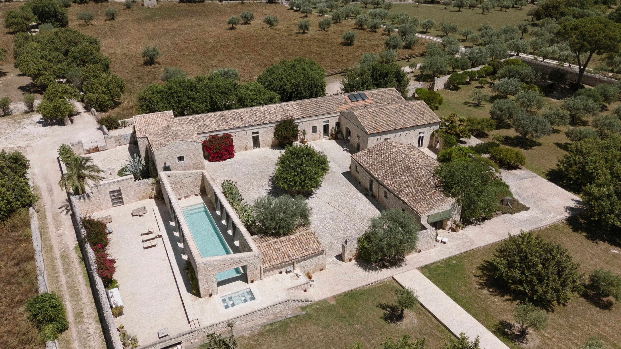 LaChiusaCountryHouseNoto28829.webp