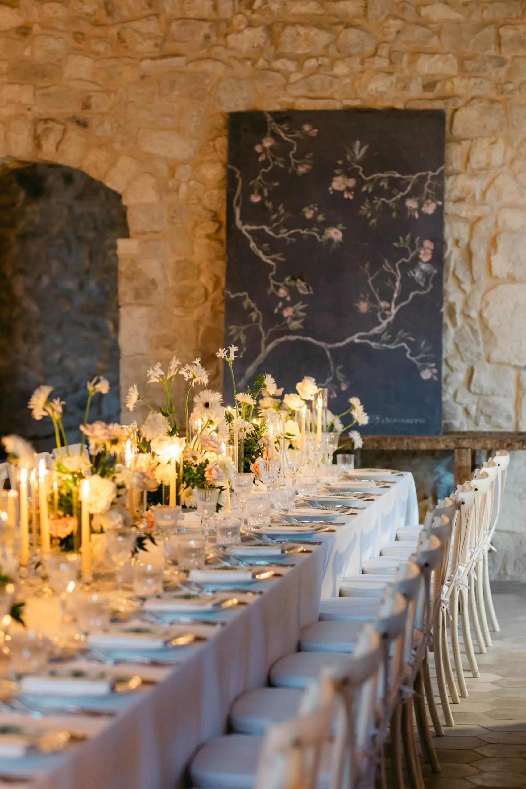 LaChiusaCountryHousedinnerinScuderie28429.webp